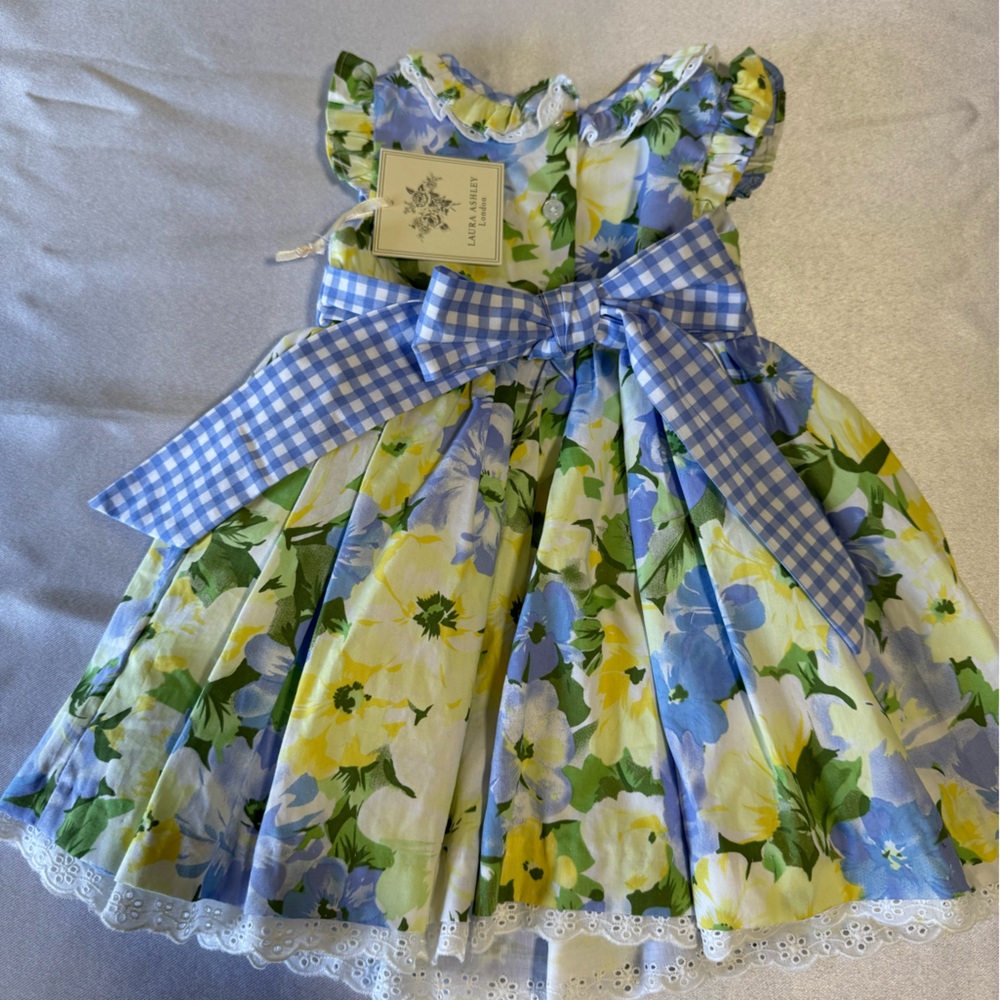 Laura Ashley baby dress w/bloomers, size 12 m, NWT, floral and gingham design - Picture 2 of 7
